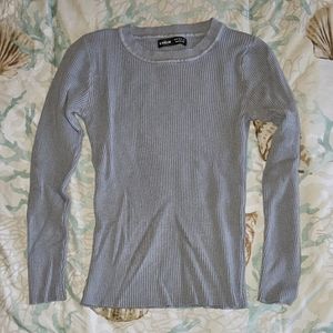 Blue/gray sweater